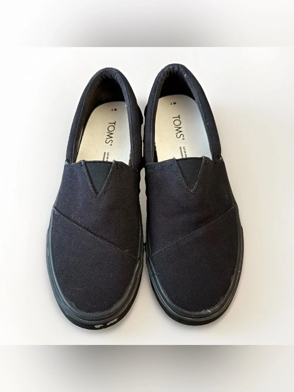 TOMS Black Canvas Slip-On Deck Shoes Men’s 7 NWOB **Free Shipping**